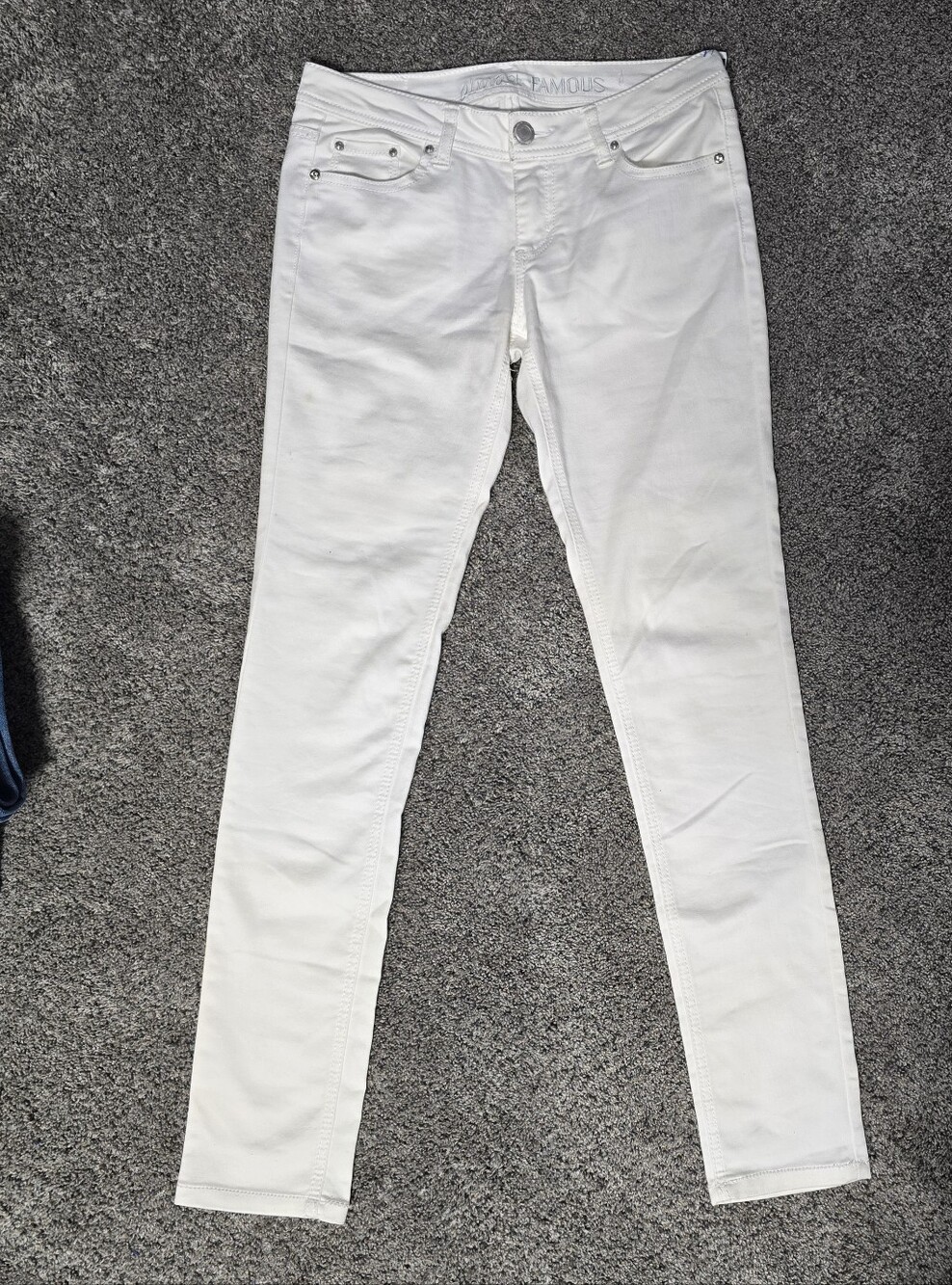 Almost Famous White Pants Size 7